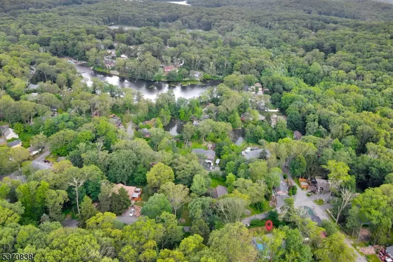 5 Pheasant Lane, West Milford Twp., NJ 07480