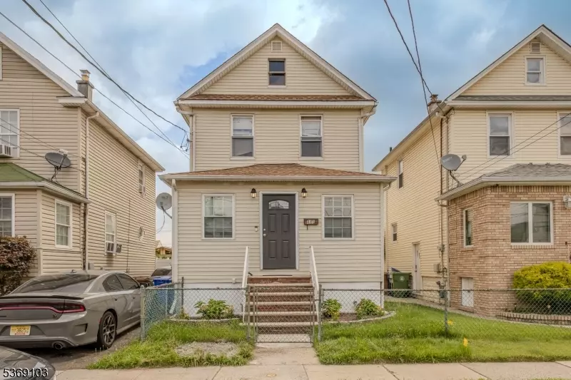 845 Mccandless Pl #1, Linden City, NJ 07036