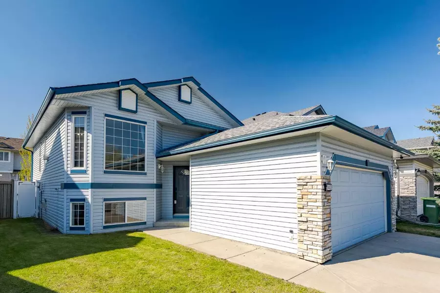 140 Stonegate Close NW, Airdrie, AB T4B 2V2