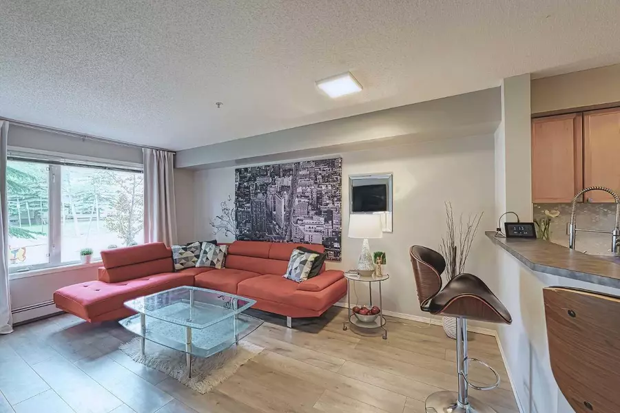 950 Arbour Lake RD NW #2115, Calgary, AB T3G 5B3