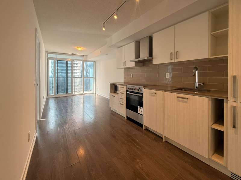 125 Redpath AVE #2305, Toronto C10, ON M4S 0B5