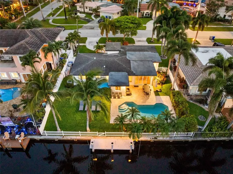 331 SE 12th St, Pompano Beach, FL 33060