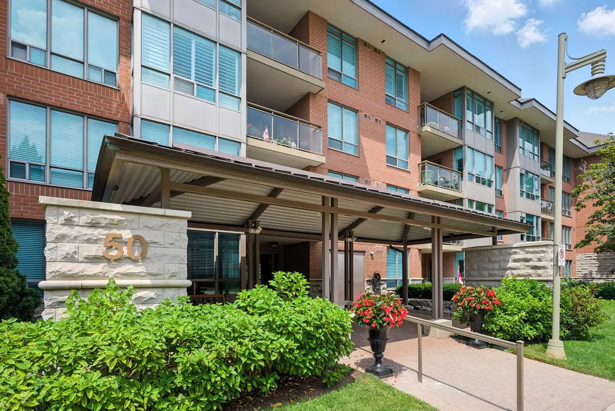 Markham, ON L6E 1B6,50 The Boardwalk WAY #303