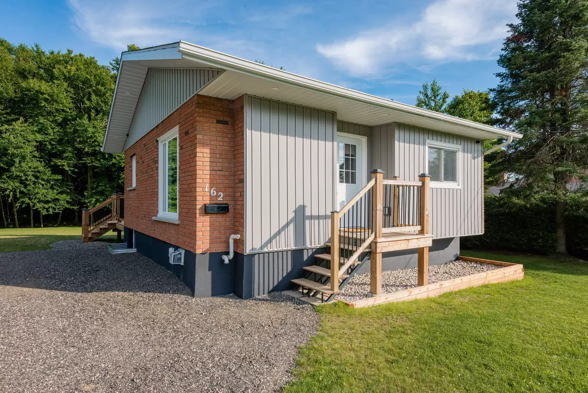 North Bay, ON P1C 1B2,162 Francis AVE
