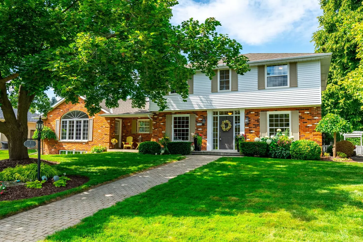 Hamilton, ON L0R 1H2,1 Cullum DR