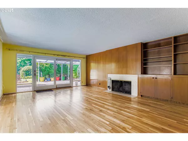 Portland, OR 97225,11245 SW LYNNRIDGE AVE