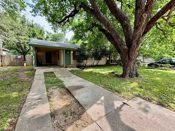 Hurst, TX 76053,304 Elm Street