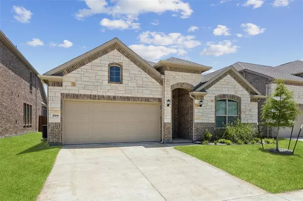 Little Elm, TX 75068,2109 Esher Drive
