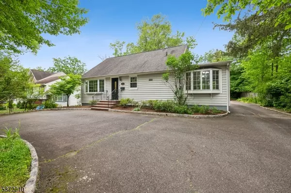 147 W Northfield Rd, Livingston Twp., NJ 07039