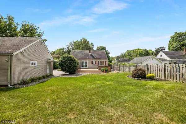 Wayne Twp., NJ 07470,41 Oakley Way