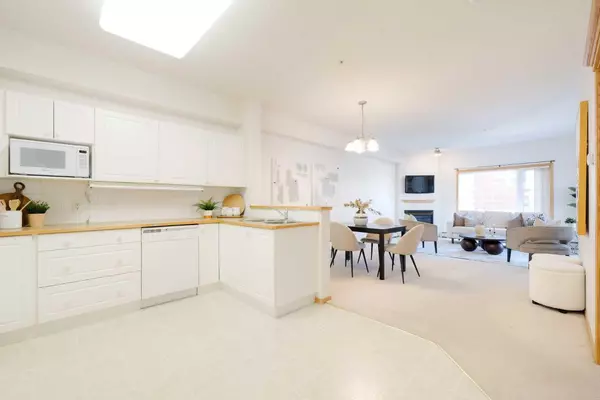 Calgary, AB T3L 2M2,223 Tuscany Springs BLVD NW #262