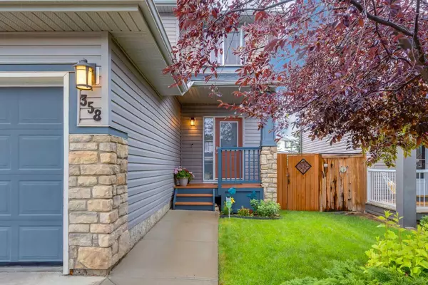 Airdrie, AB T4B 3N2,358 Sagewood DR Southwest