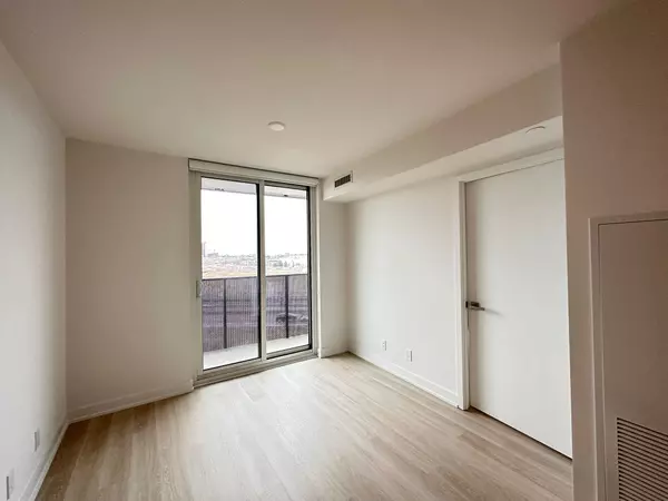 Toronto C06, ON M3H 0E3,30 Tretti WAY #617