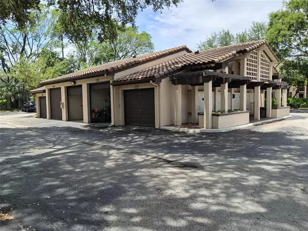 Pompano Beach, FL 33069,4481 W Mcnab Rd #27
