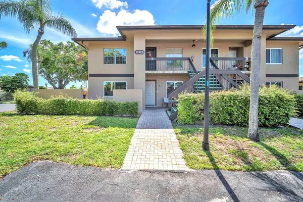 13725 Via Aurora #A, Delray Beach, FL 33484