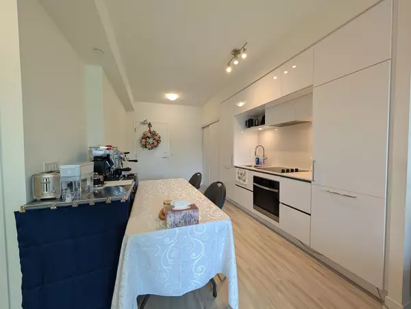 Richmond Hill, ON L4S 0N5,6 David Eyer RD #218