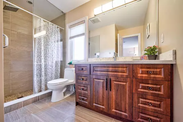 Markham, ON L6C 1R2,3 Moses CRES #Room C