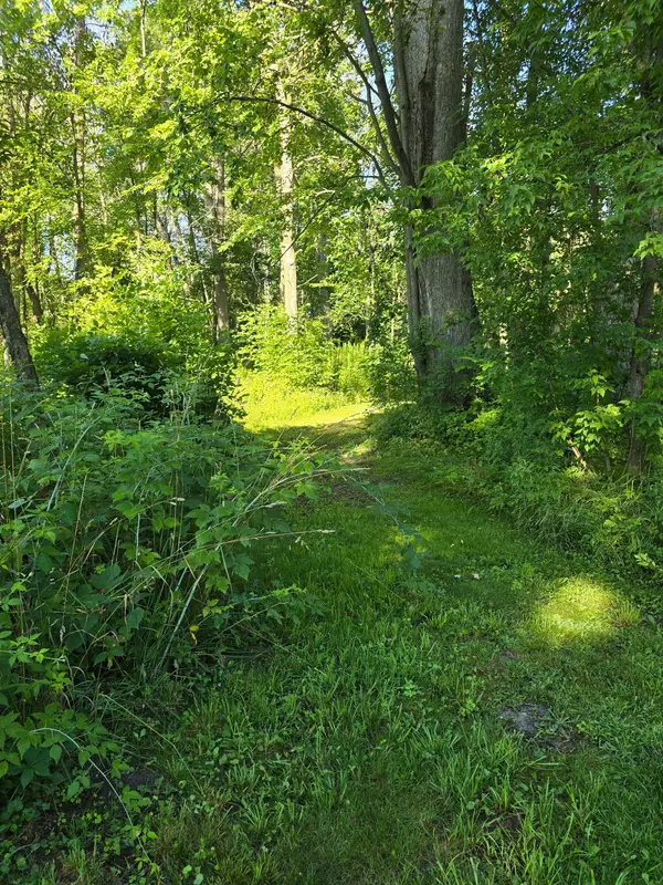 Severn, ON L0K 1E0,72 COLDWATER RD