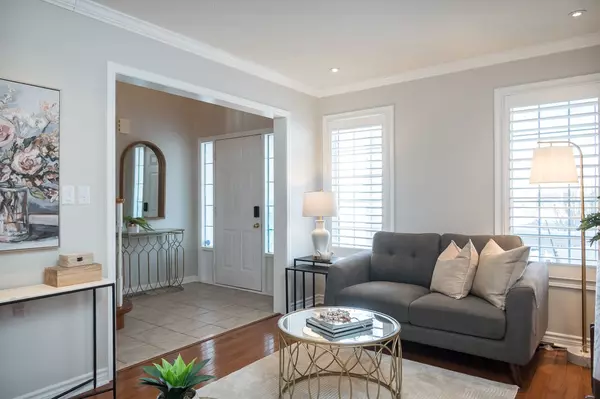 Milton, ON L9T 5K1,488 Trudeau DR