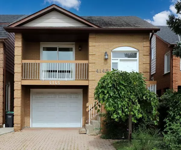 4145 Quaker Hill DR #2, Mississauga, ON L5C 3M2