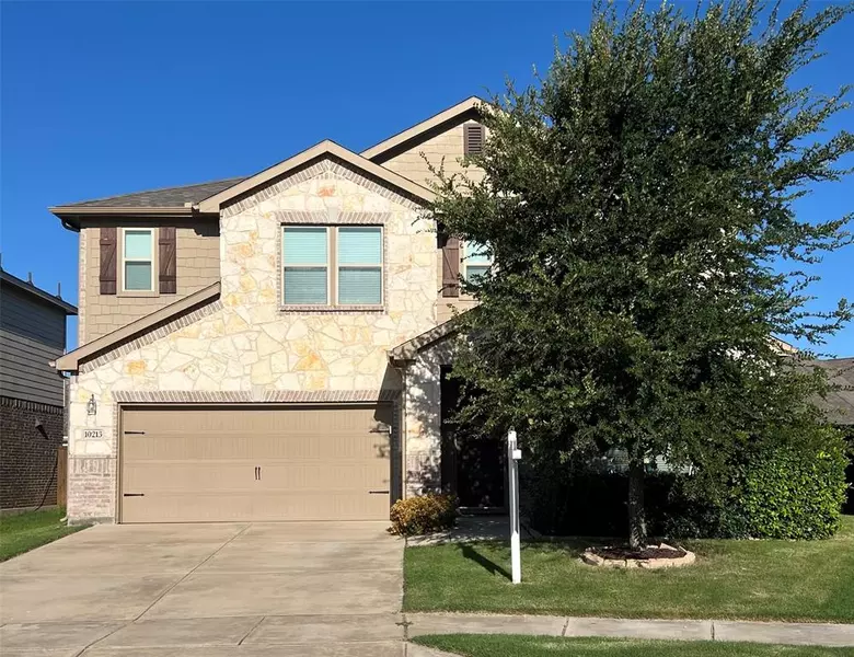 10213 Fox Grove Court, Fort Worth, TX 76131