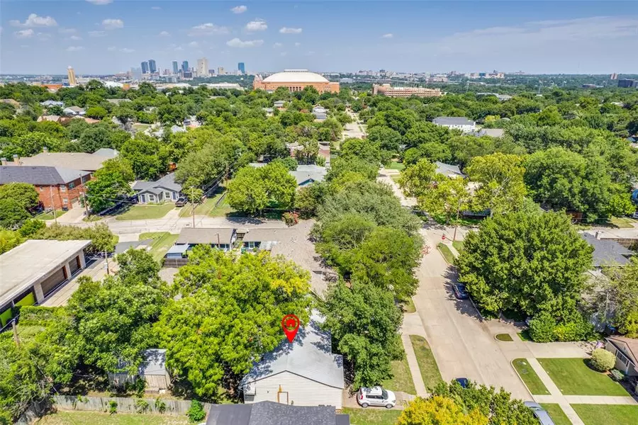 4008 Dexter Avenue, Fort Worth, TX 76107