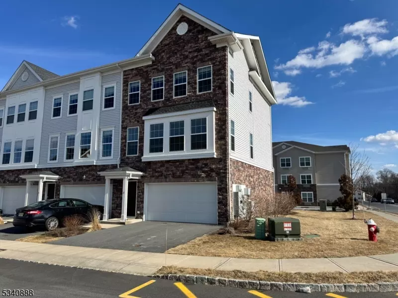 6 Colgate Dr, Morris Twp., NJ 07960