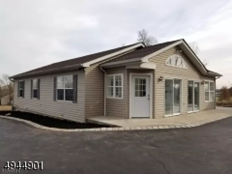 107 Everitts Rd, Raritan Twp., NJ 08551