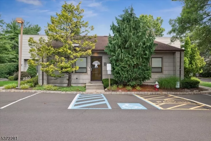31 B Mountain Blvd, Warren Twp., NJ 07059