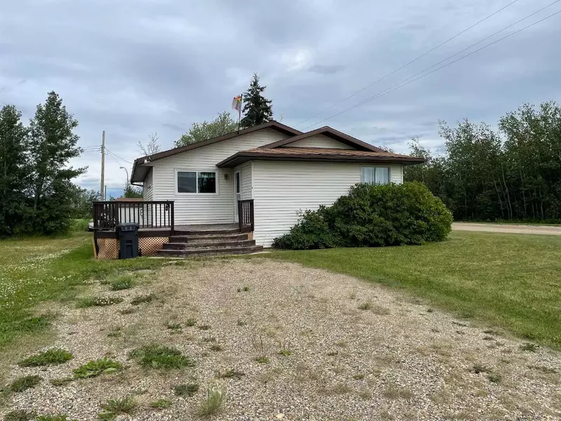 301 9th ST, Bluesky, AB T0H 0J0