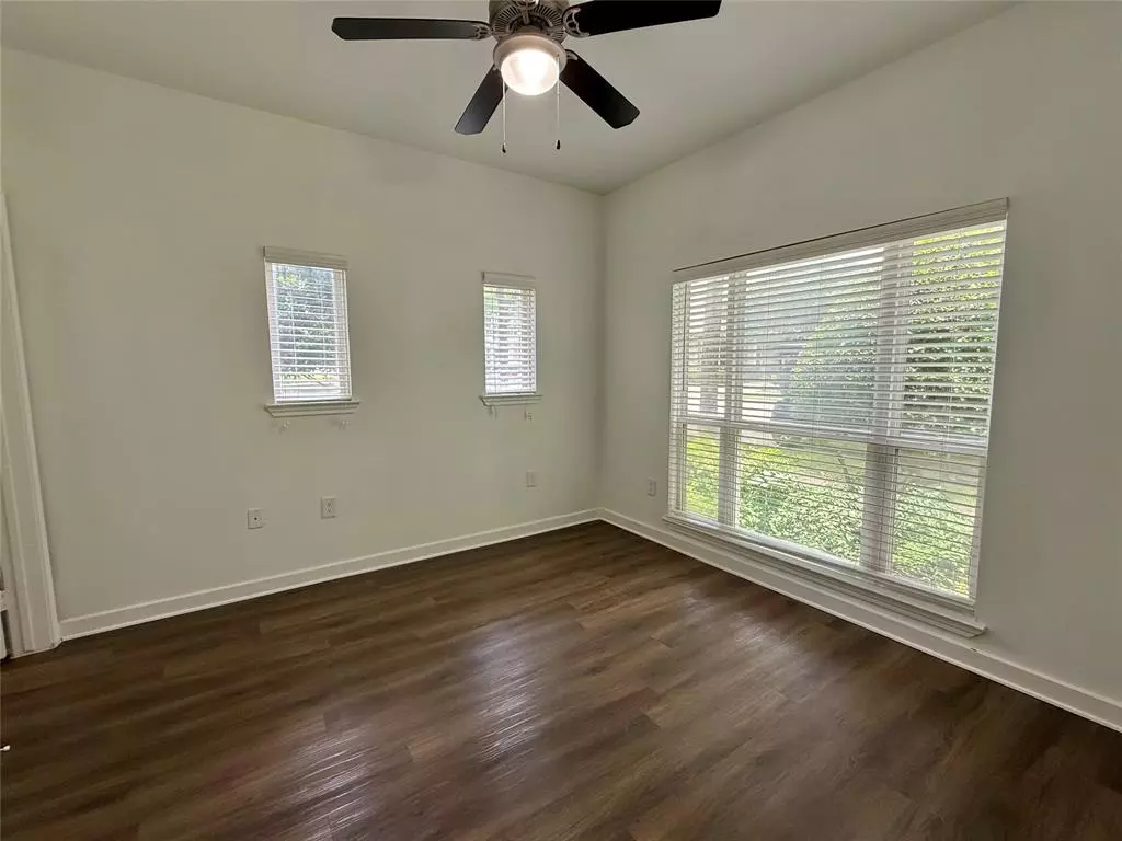 The Colony, TX 75056,6740 Windhaven Parkway #6027