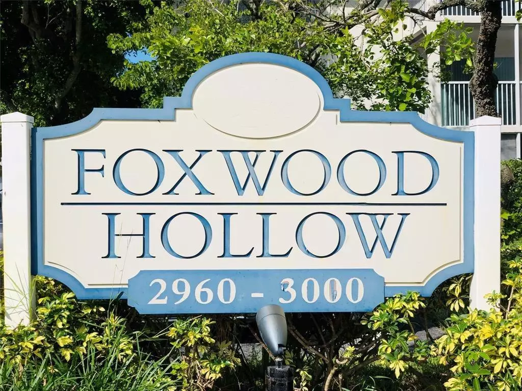 Coral Springs, FL 33065,2960 Riverside Dr #312