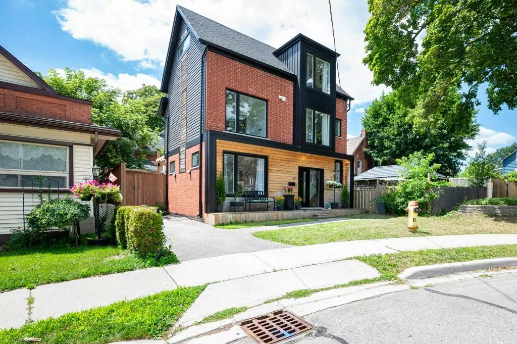 Kitchener, ON N2G 1S5,47 Gruhn ST