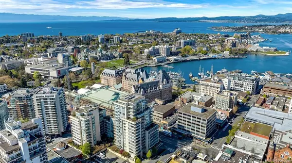 Victoria, BC V8W 0A9,707 Courtney St #1003