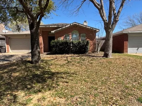5728 Northfield Drive, Fort Worth, TX 76179