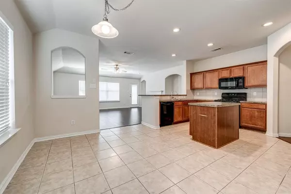 Grand Prairie, TX 75052,5448 Lavaca Road