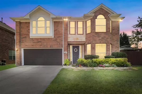 1900 Park Manor Court, Euless, TX 76039