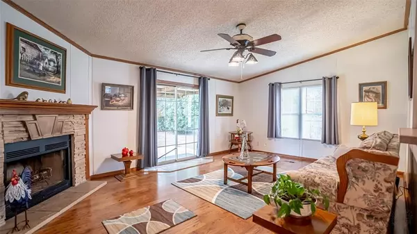 Granbury, TX 76048,1609 Lands End Street