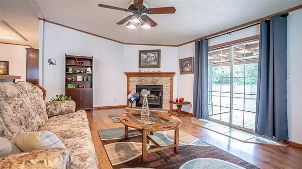 Granbury, TX 76048,1609 Lands End Street