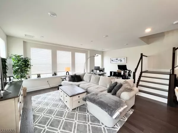 Morris Twp., NJ 07960,6 Colgate Dr