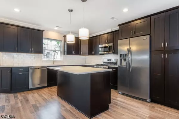 Madison Boro, NJ 07940,6 Elm St #7