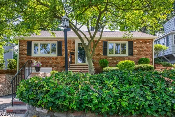 Glen Ridge Boro Twp., NJ 07028,138 Carteret St