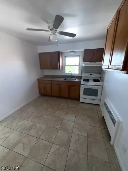 231 Washington Ave #2, Hackensack City, NJ 07601