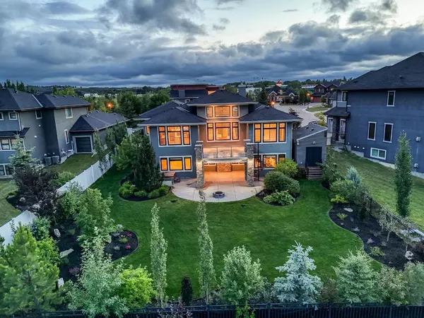 Calgary, AB T2X 0N9,113 Silverado Crest LNDG SW