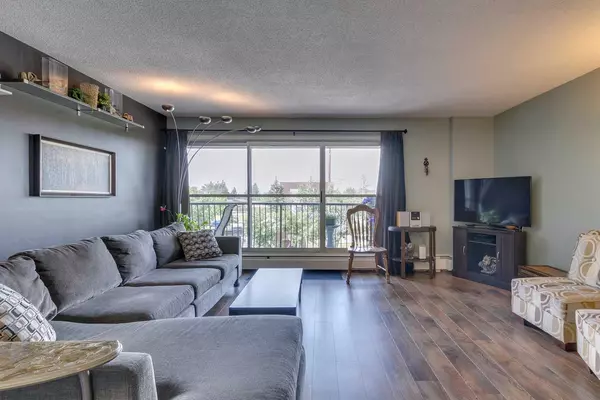 Calgary, AB T2N1N2,231 Heritage DR Southeast #35B