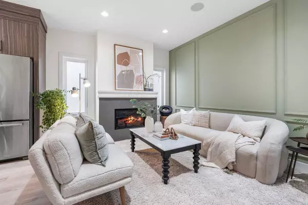 Calgary, AB T2E 0Z1,308 11 AVE NE #1