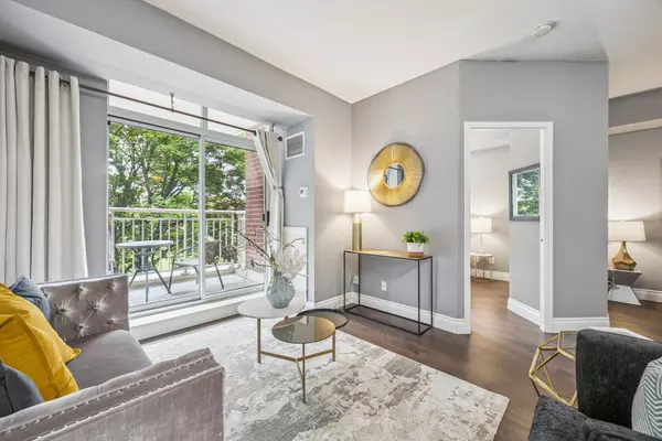Toronto C04, ON M4R 2J2,485 Rosewell AVE #210