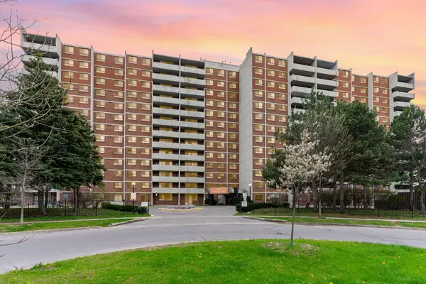 10 Stonehill CT #1203, Toronto E05, ON M1W 2X8