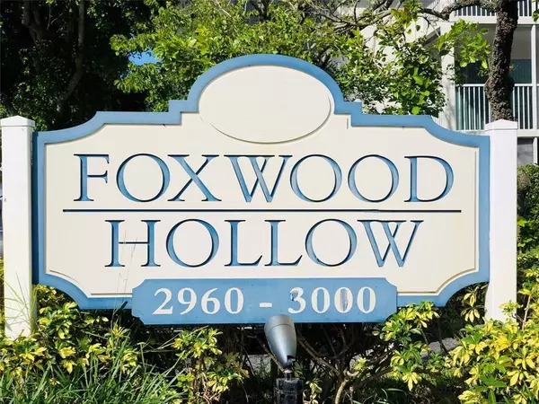 2960 Riverside Dr #312, Coral Springs, FL 33065