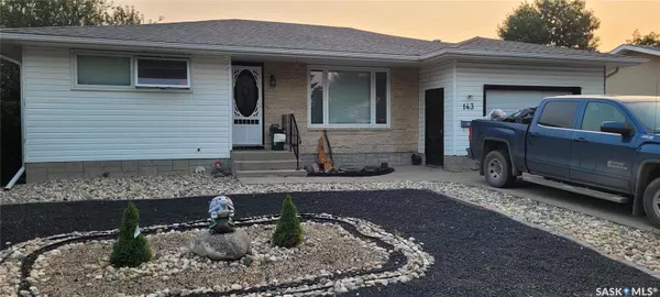 143 Weekes CRESCENT, Regina, SK S4R 6Y1